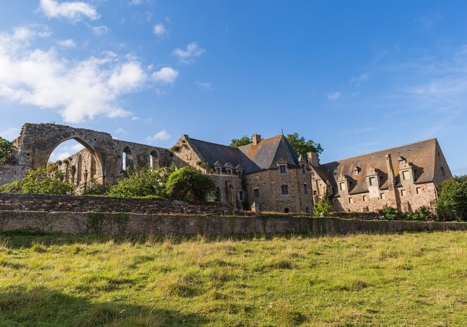 yves19800 beauport abbey 6992469 1920